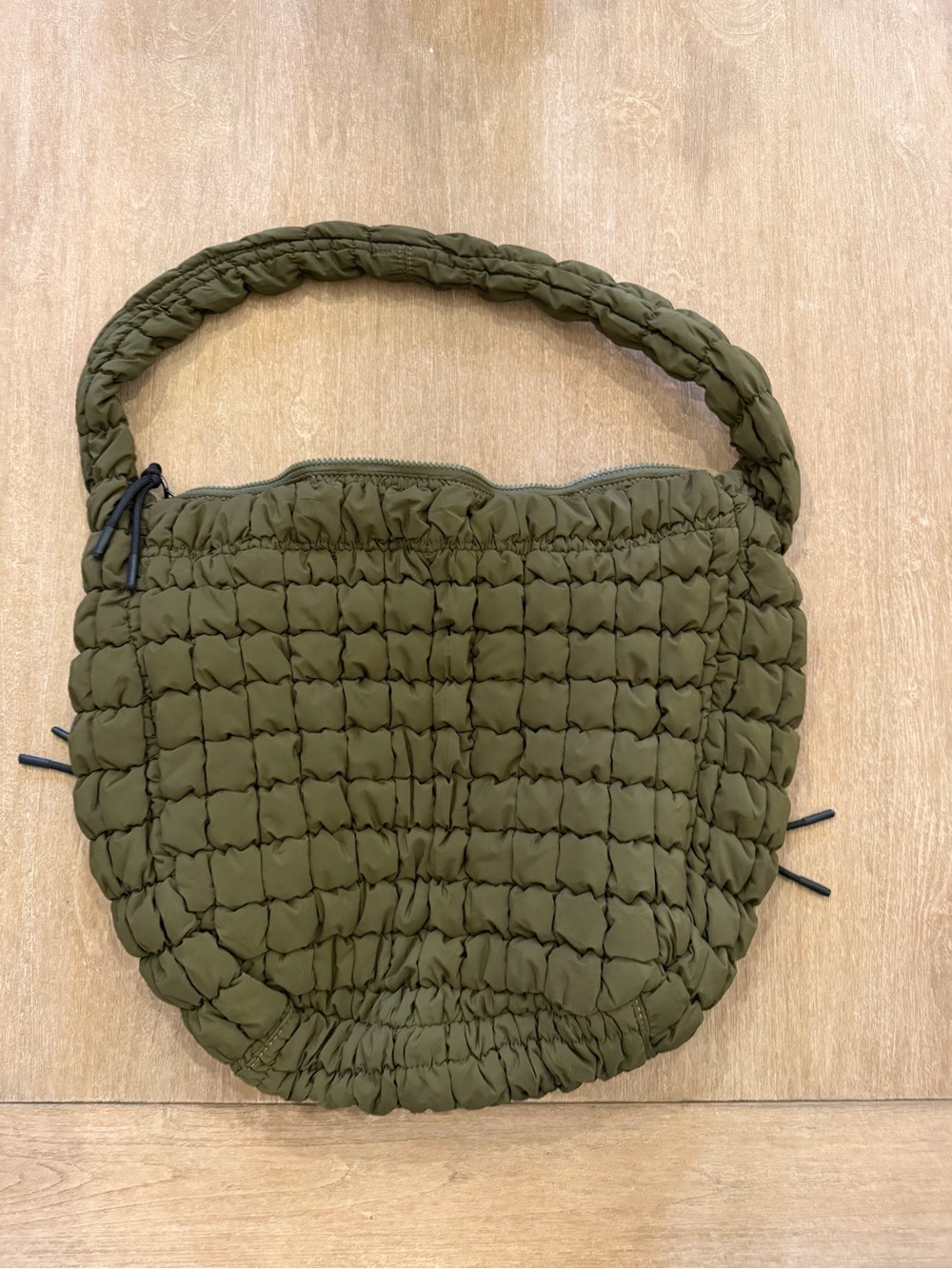 ODODOS Olive Green Ruched Puffer Shoulder Bag Hobo Handbag Zip Pockets - Picture 4 of 6